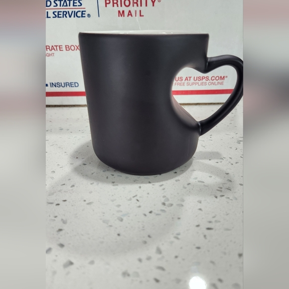 Hello Kitty Color Changing Coffee Mug - Picture 8 of 10